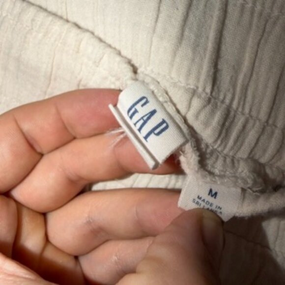 GAP Cream Gauze Lounge Shorts Women’s Medium Elastic Waist Casual - Picture 3 of 5